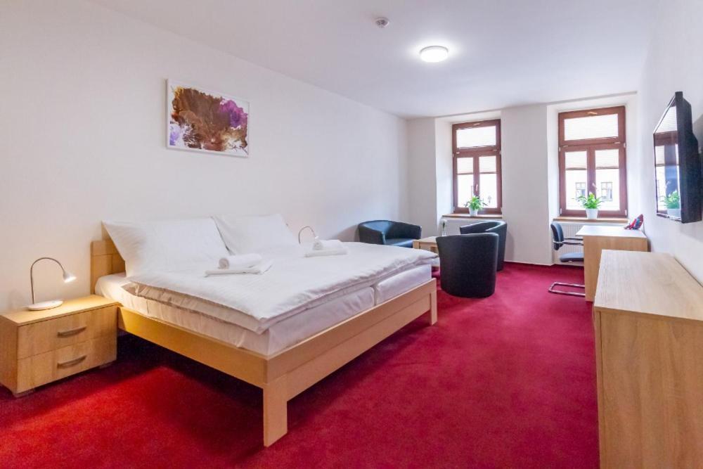 Hotel Ungar Svitavy Bagian luar foto